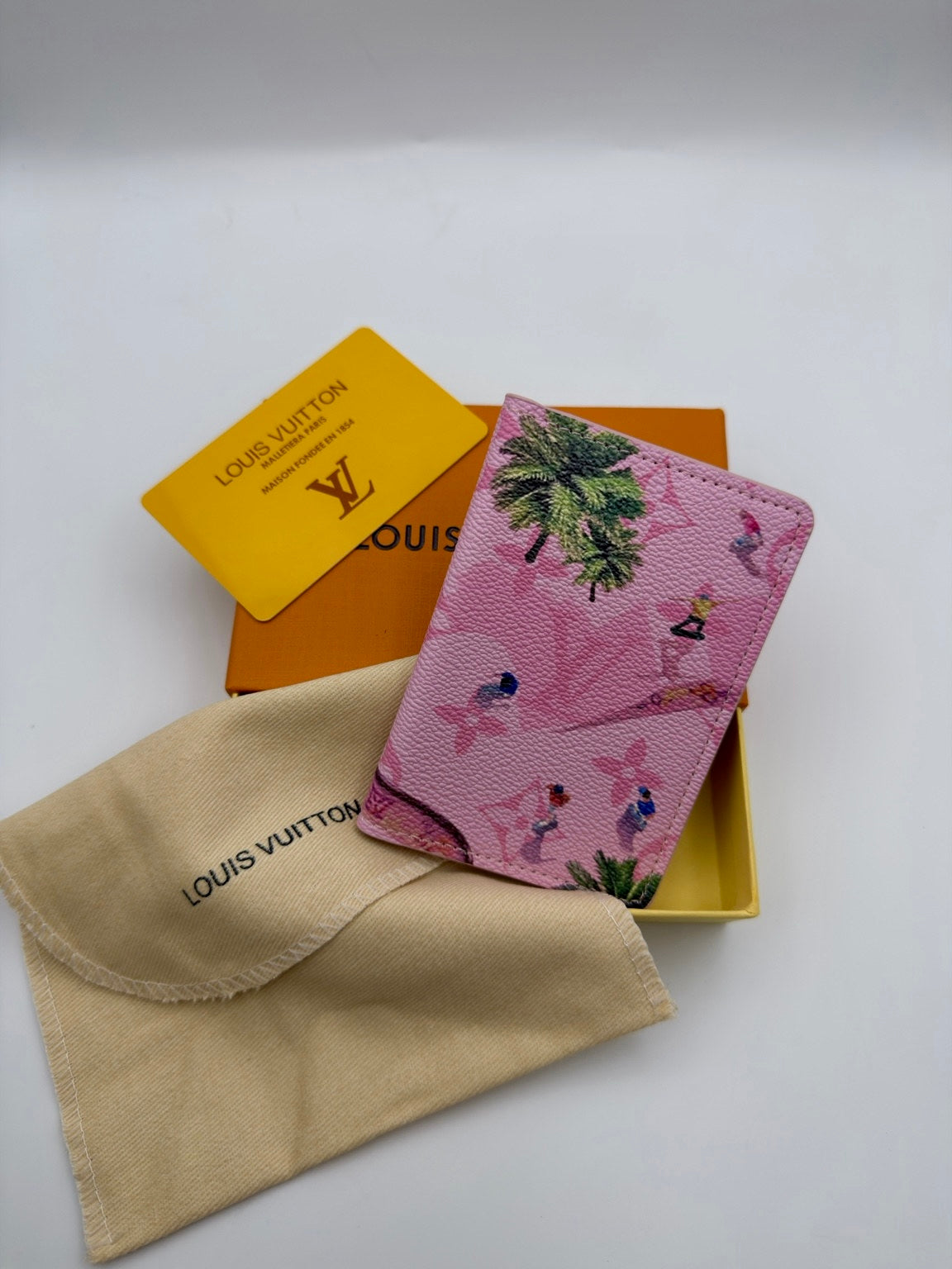 Monogram Sports Pocket Organizer